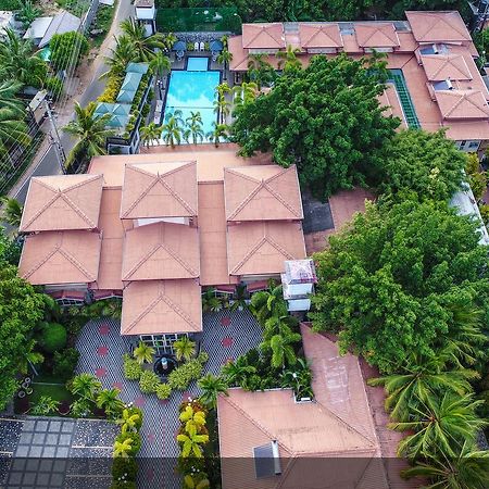 Jkab Park Hotel Тринкомали Экстерьер фото