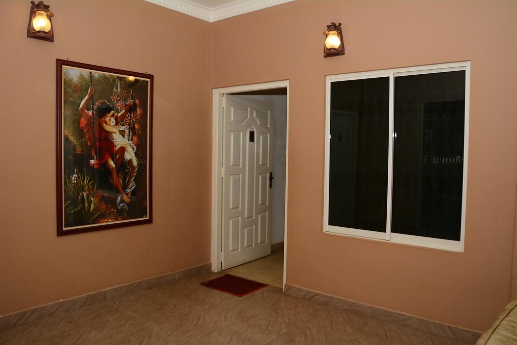 Jkab Park Hotel Тринкомали Экстерьер фото
