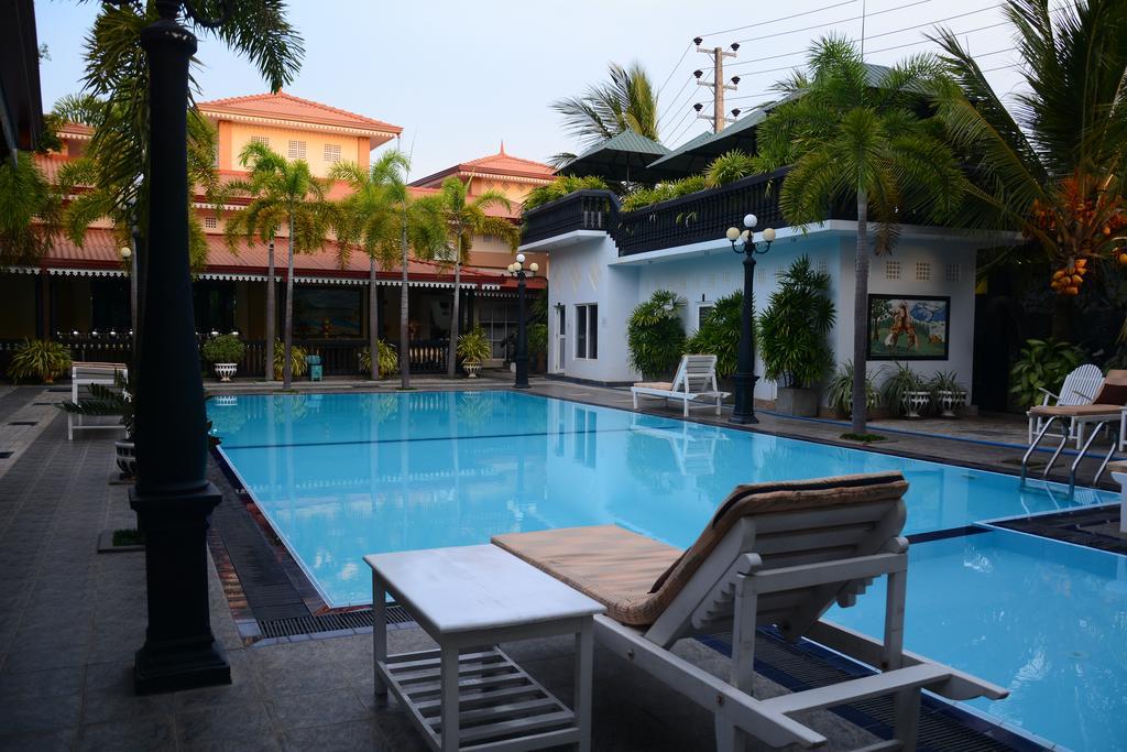 Jkab Park Hotel Тринкомали Экстерьер фото